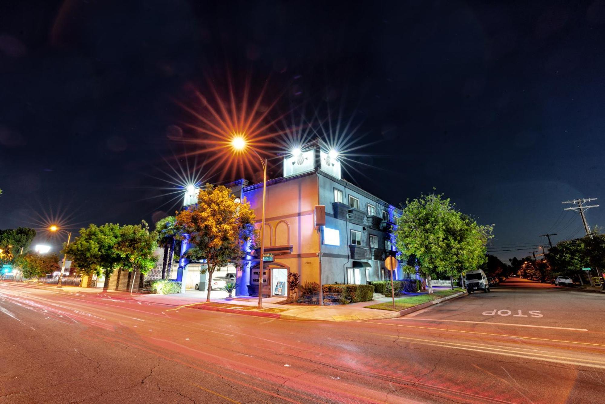 Rodeway Inn & Suites Пасадена Екстериор снимка